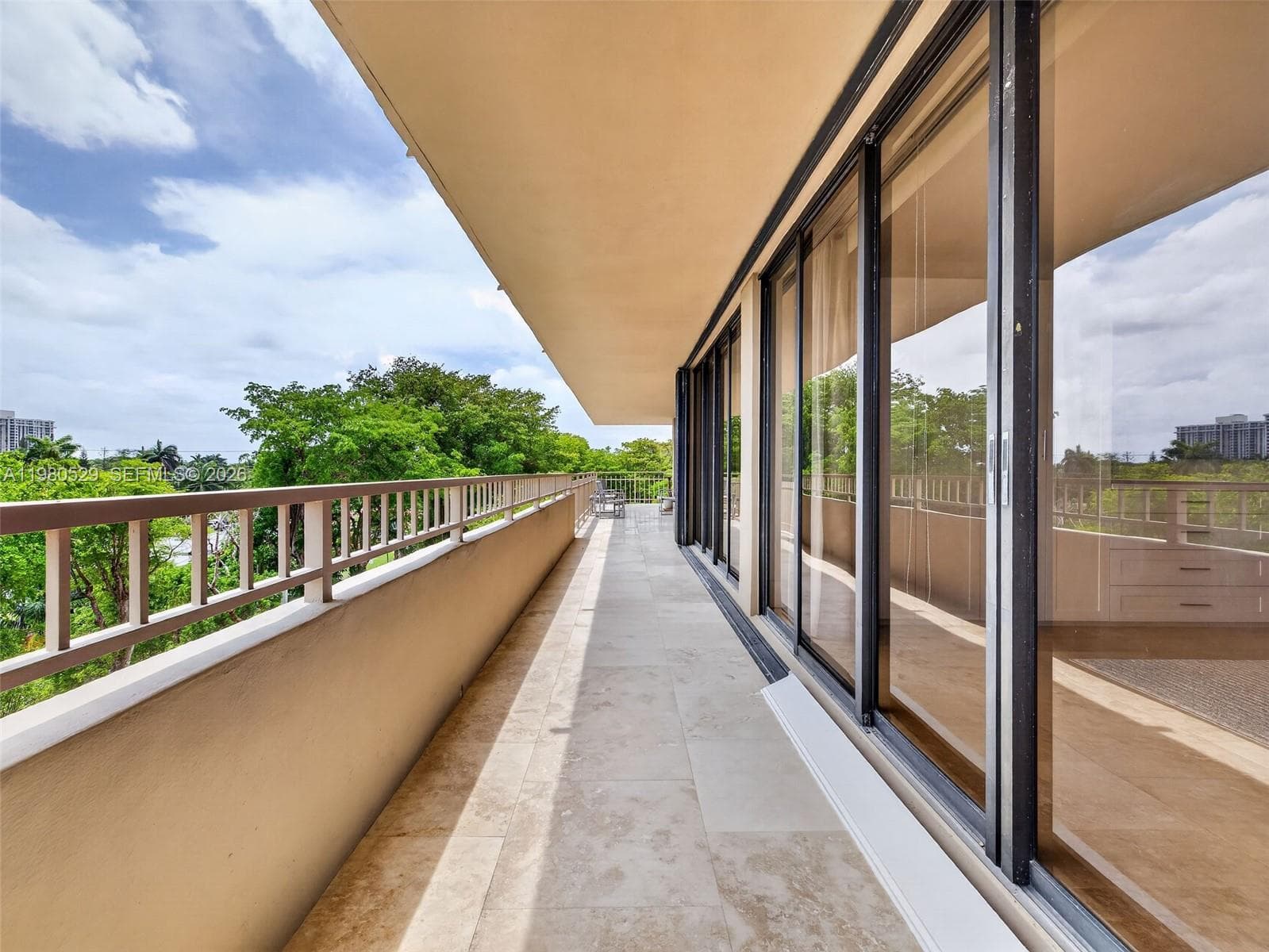 11113 Biscayne Blvd # 351, Miami FL 33181 — 34