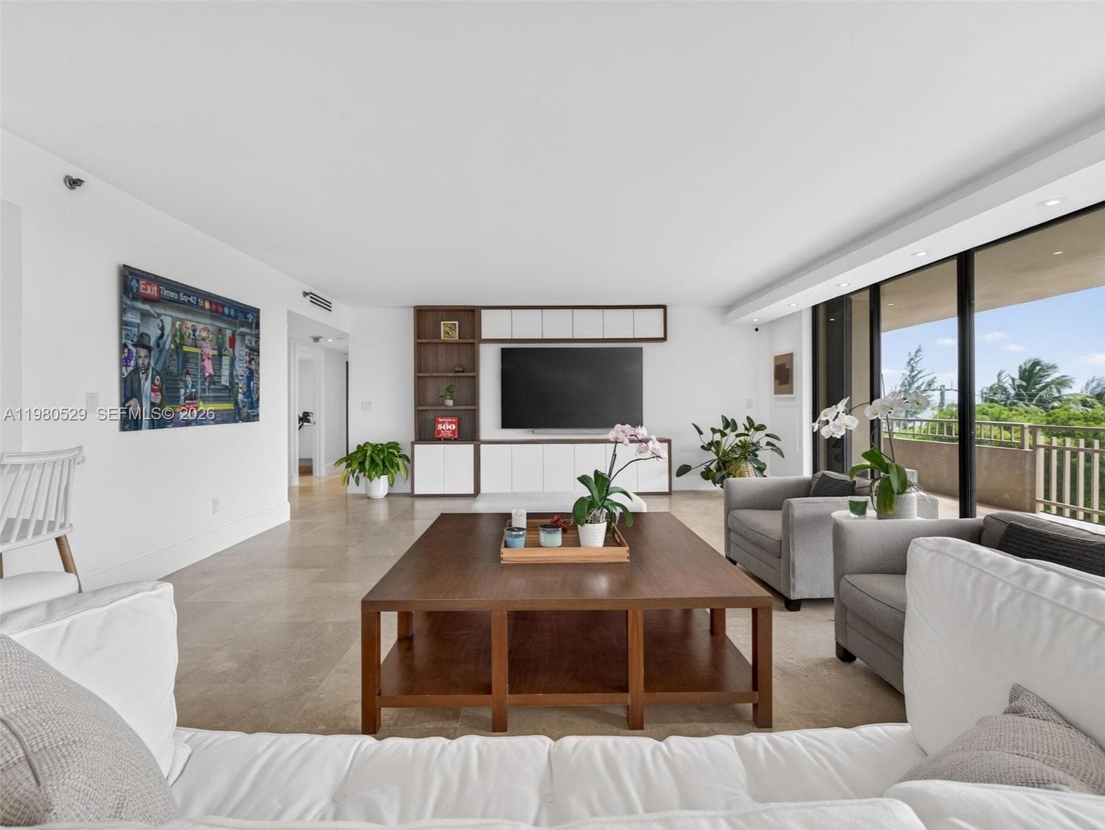 11113 Biscayne Blvd # 351, Miami FL 33181 — 11