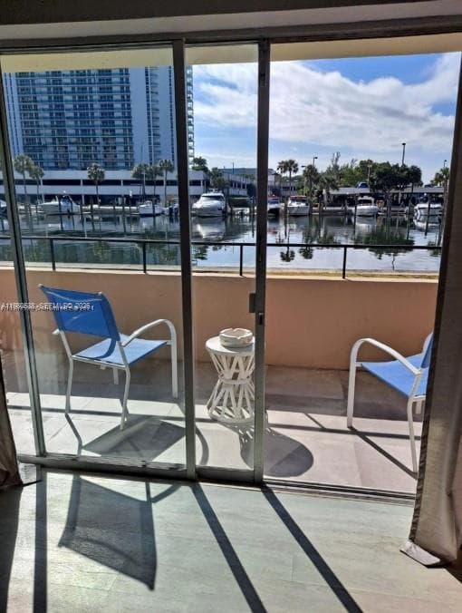 220 Kings Point Dr # 106, Sunny Isles Beach FL 33160 — 8