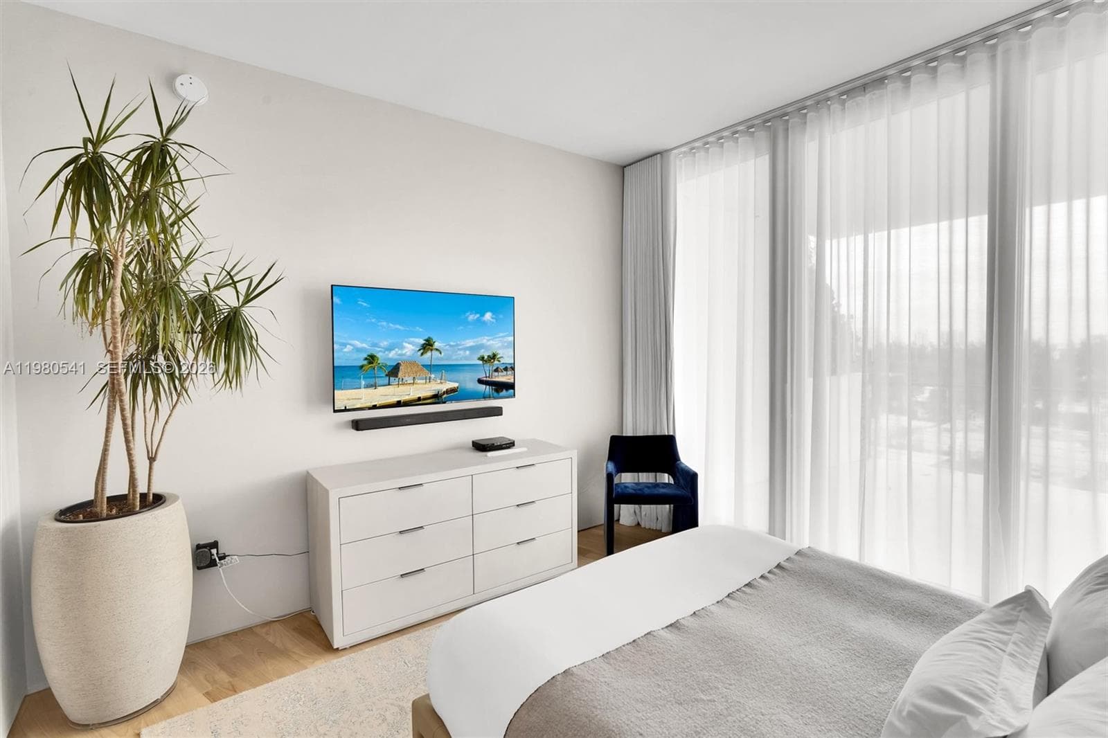 1300 Monad Ter # 7C, Miami Beach FL 33139 — 12