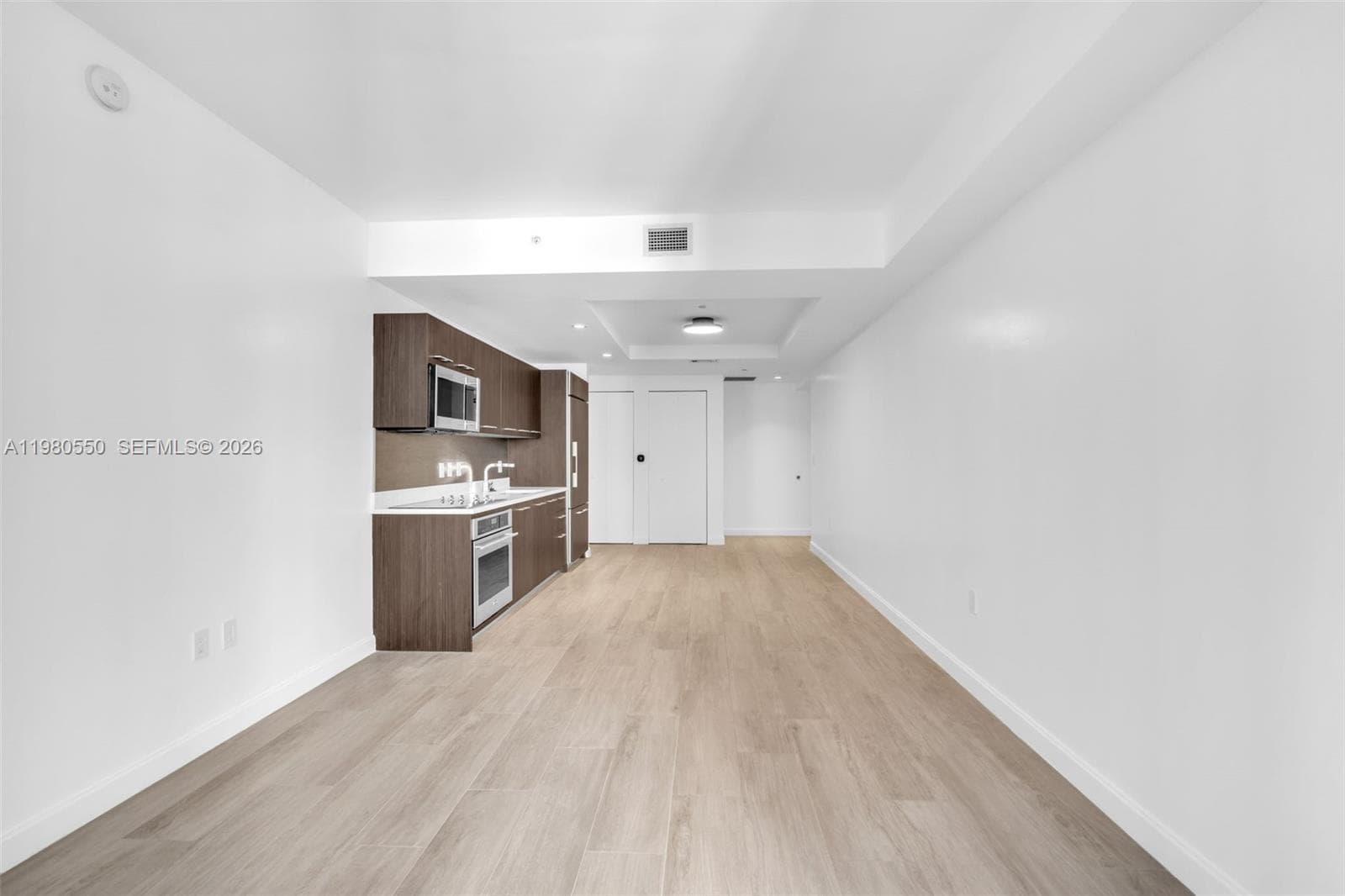 55 SW 9th St # 1109, Miami FL 33130 — 18