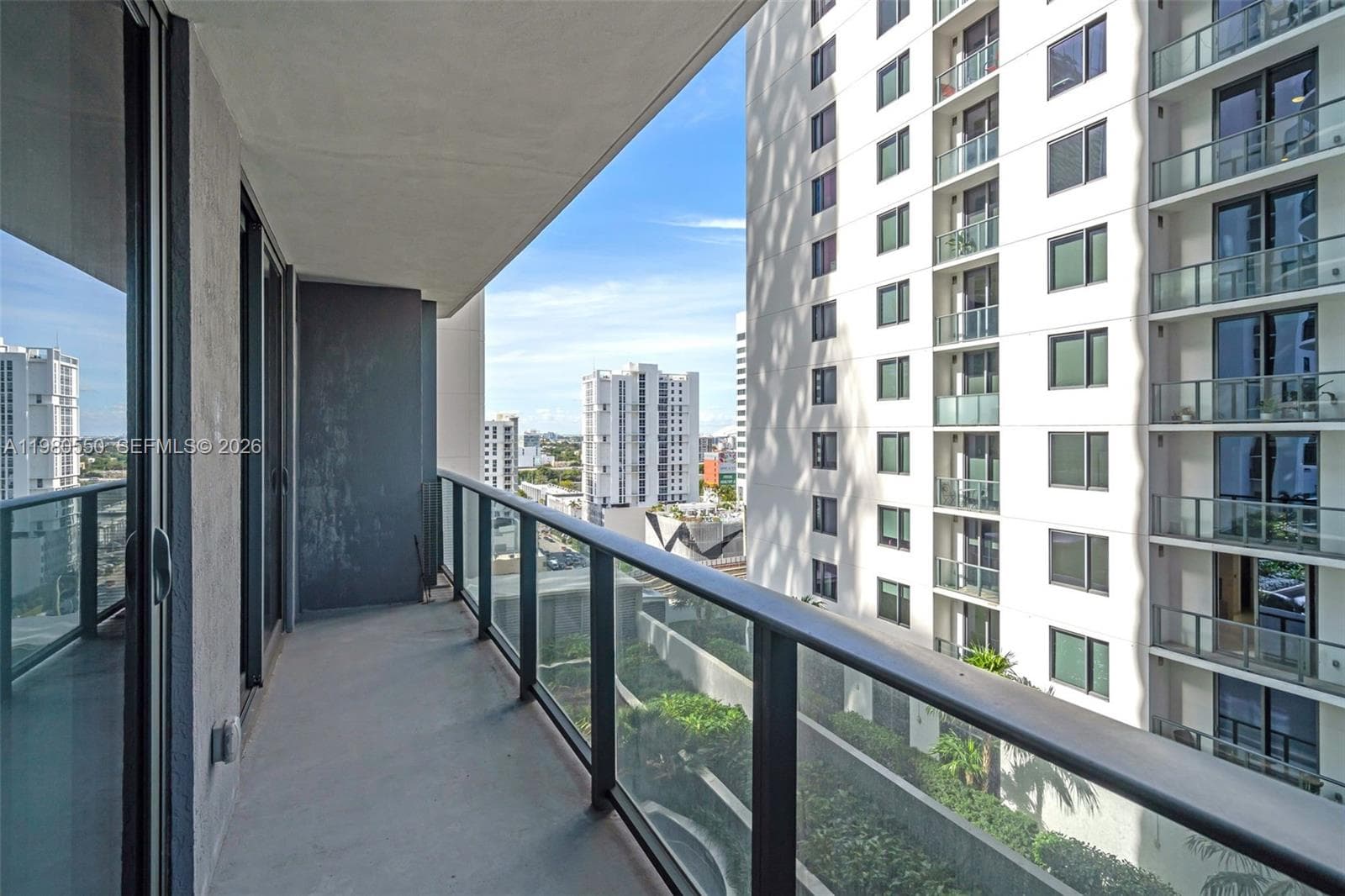 55 SW 9th St # 1109, Miami FL 33130 — 31