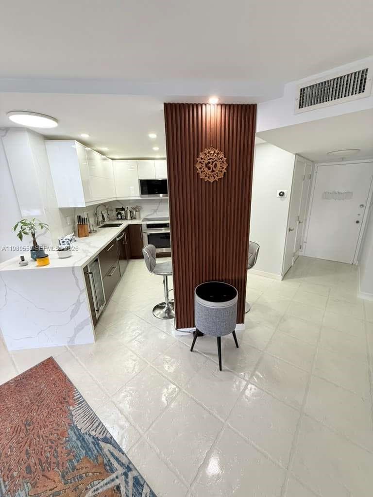 2750 NE 183rd St # 606, Aventura FL 33160 — 6