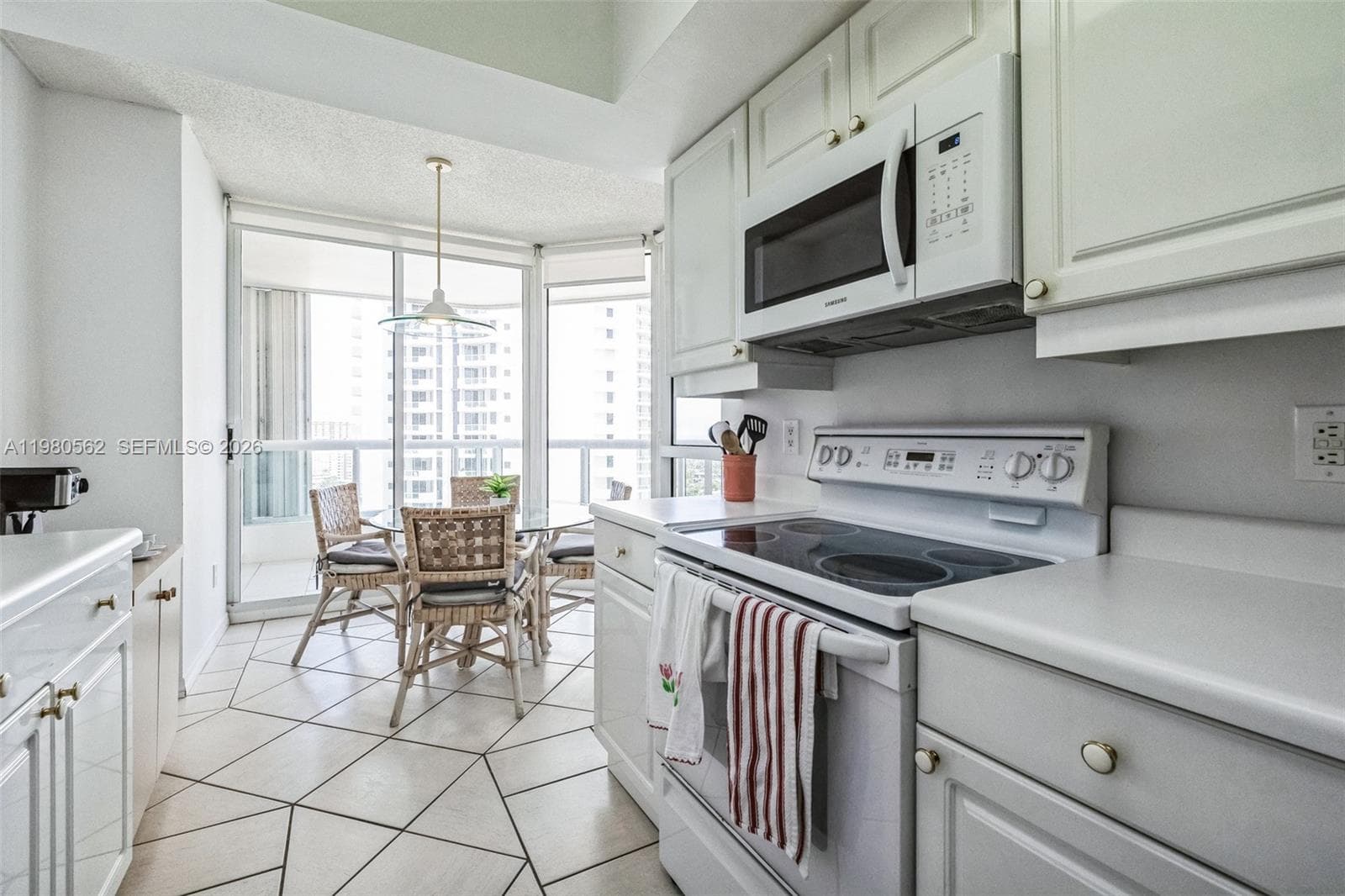 21205 Yacht Club Dr # 1802, Aventura FL 33180 — 13