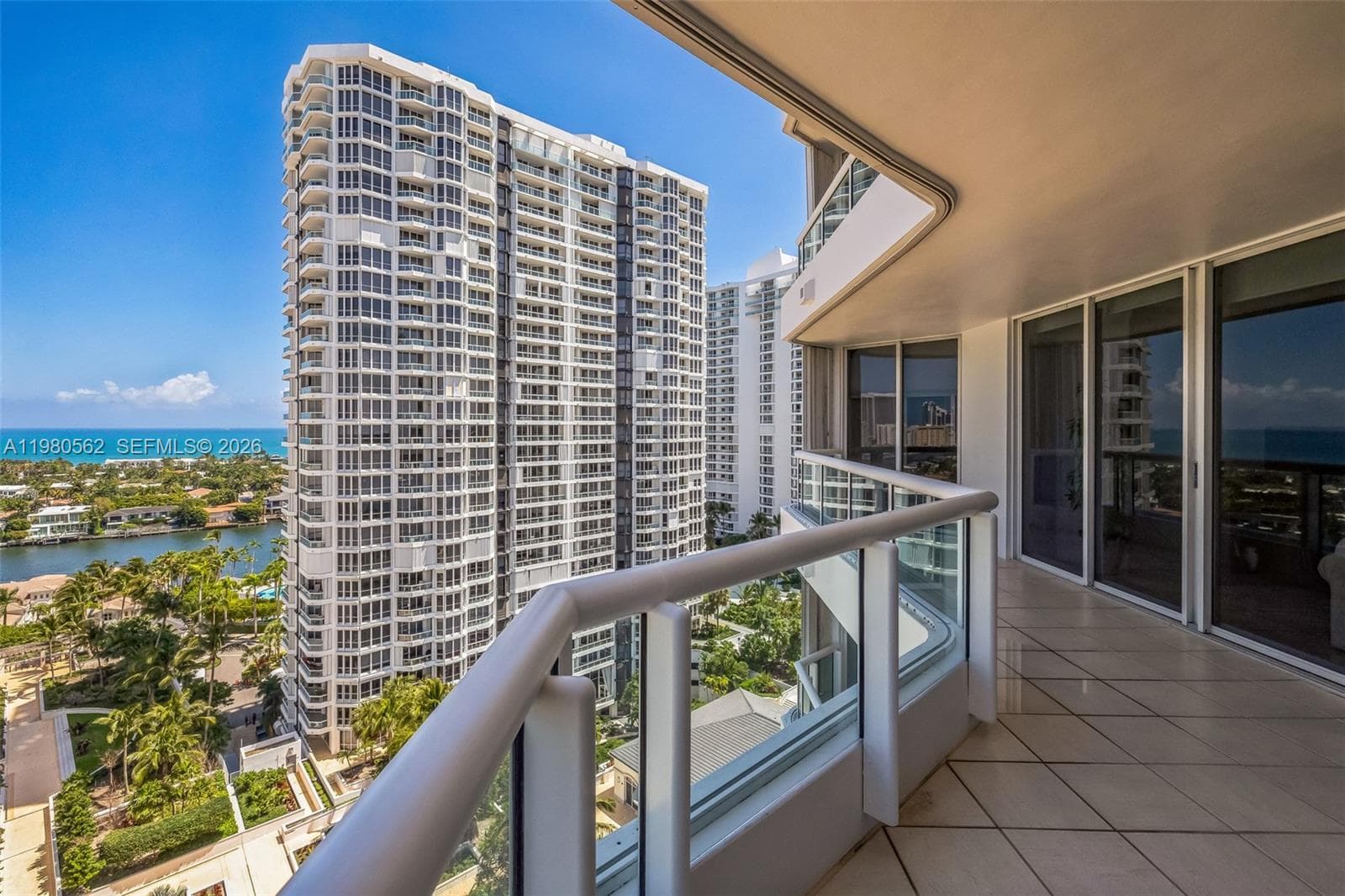 21205 Yacht Club Dr # 1802, Aventura FL 33180 — 26
