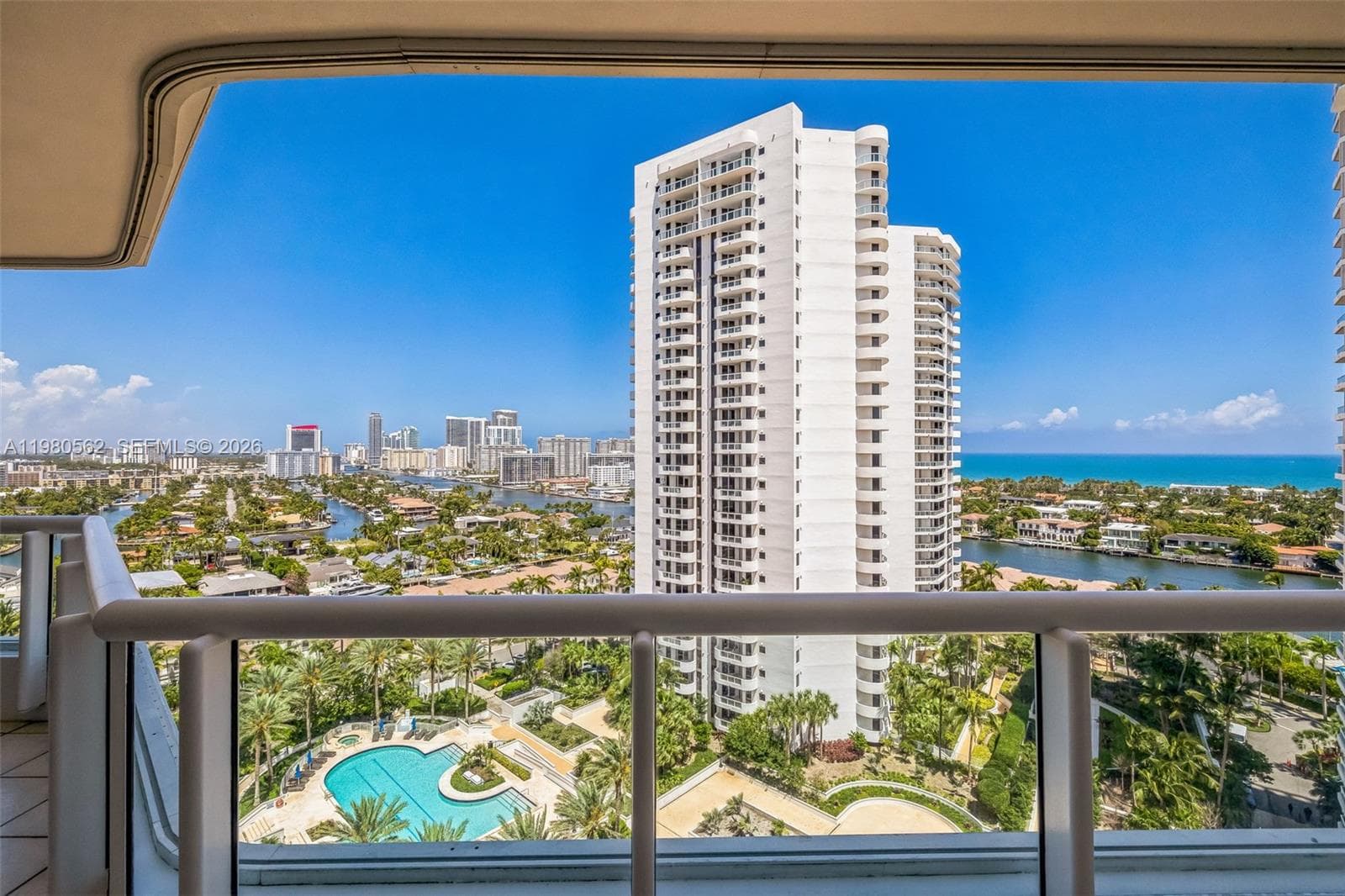 21205 Yacht Club Dr # 1802, Aventura FL 33180 — 28