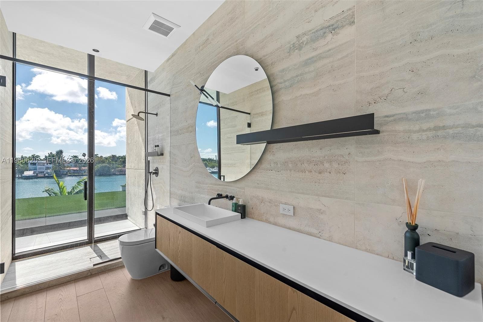 310 S Hibiscus Dr, Miami Beach FL 33139 — 42
