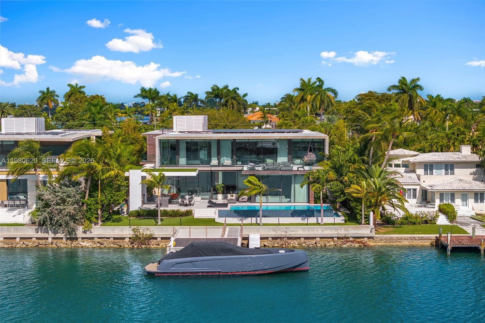 310 S Hibiscus Dr, Miami Beach FL 33139 — 10