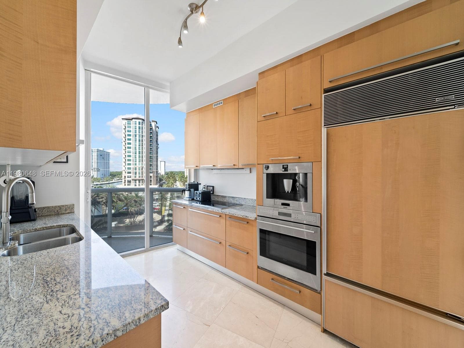 15901 Collins Ave # 405, Sunny Isles Beach FL 33160 — 10