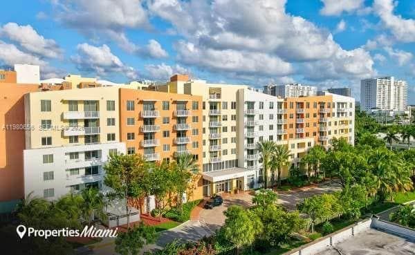2775 NE 187th St # 512, Aventura FL 33180 — 1