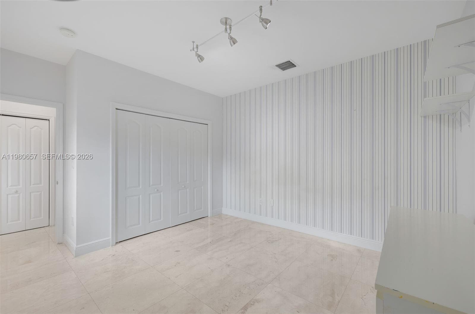 18450 NE 30th place, Aventura FL 33160 — 14
