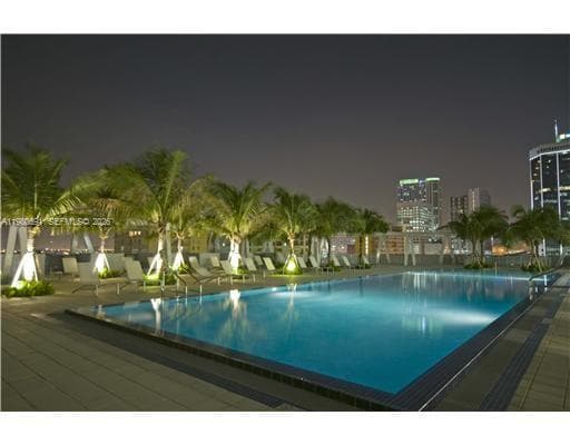 1111 SW 1st Ave # 3223, Miami FL 33130 — 34