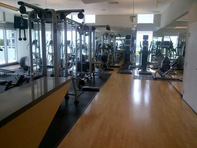 1111 SW 1st Ave # 3223, Miami FL 33130 — 29
