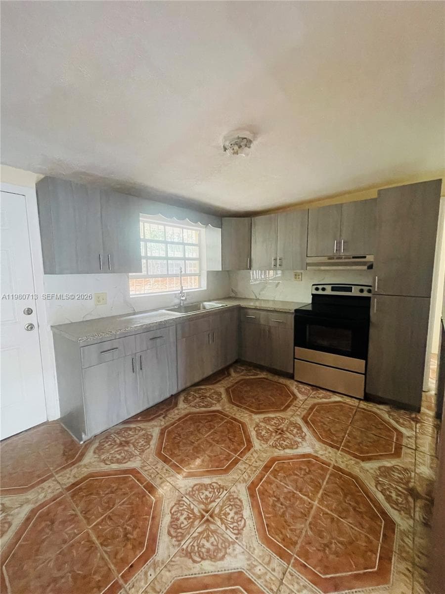18425 NW 42nd Pl, Miami Gardens FL 33055 — 2