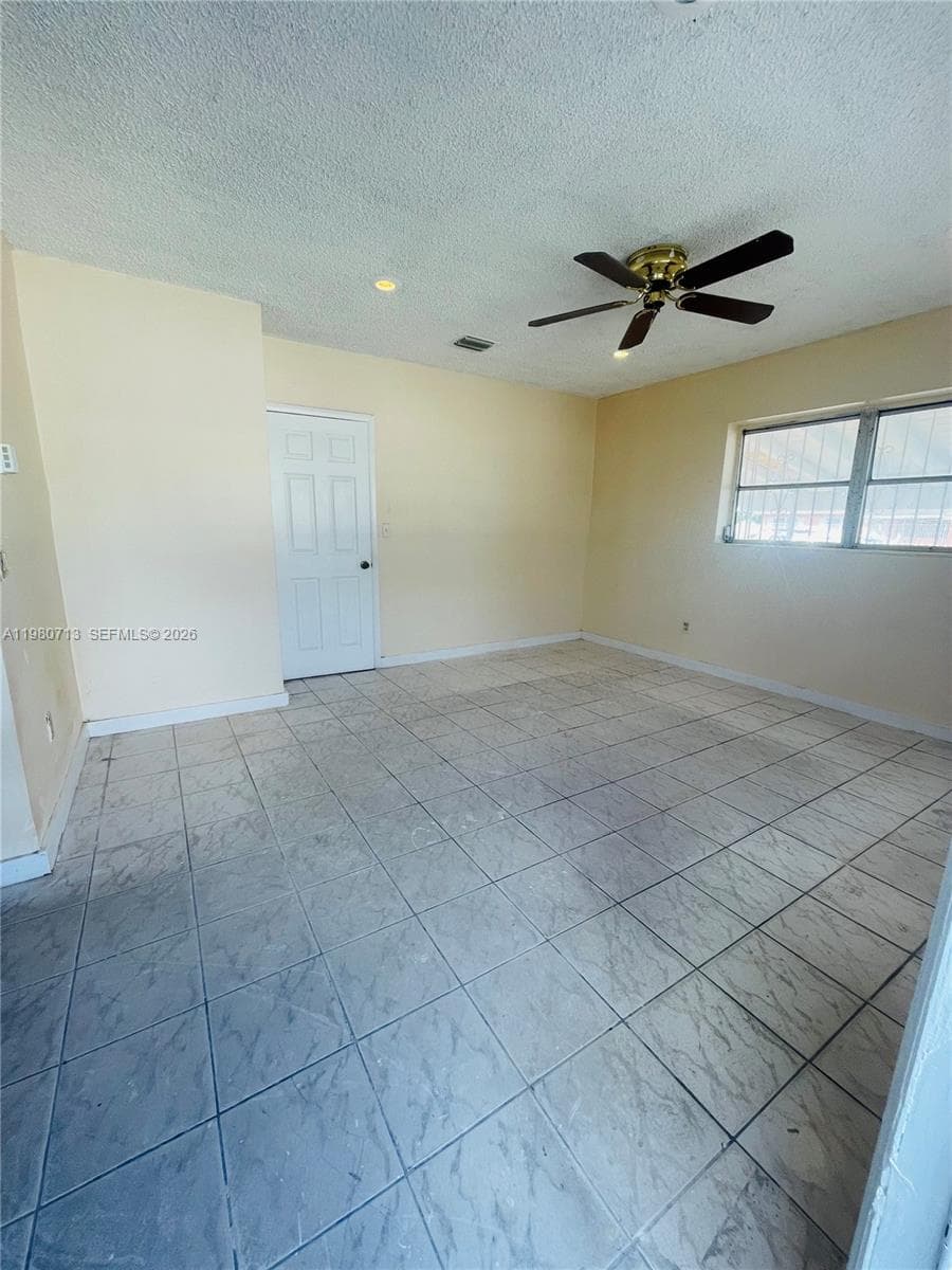 18425 NW 42nd Pl, Miami Gardens FL 33055 — 7