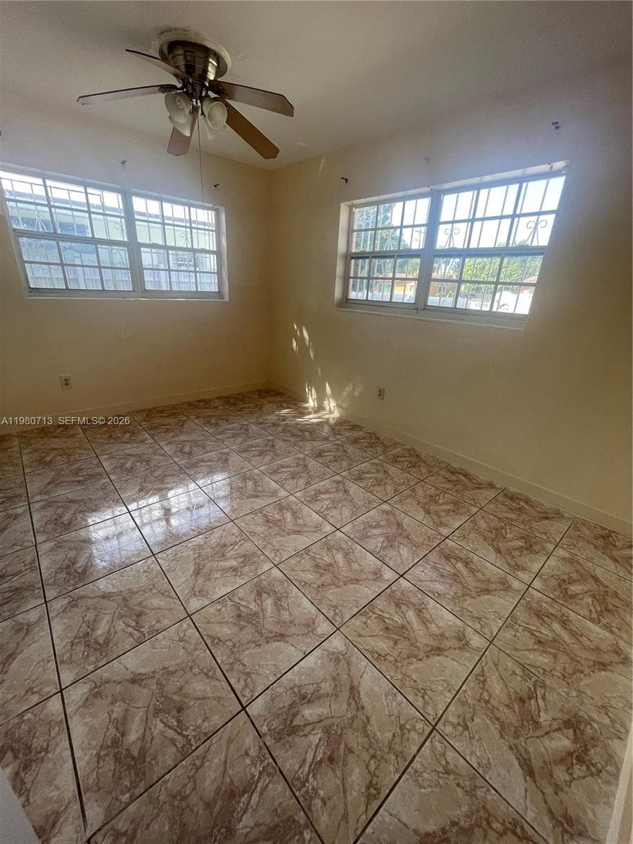 18425 NW 42nd Pl, Miami Gardens FL 33055 — 5