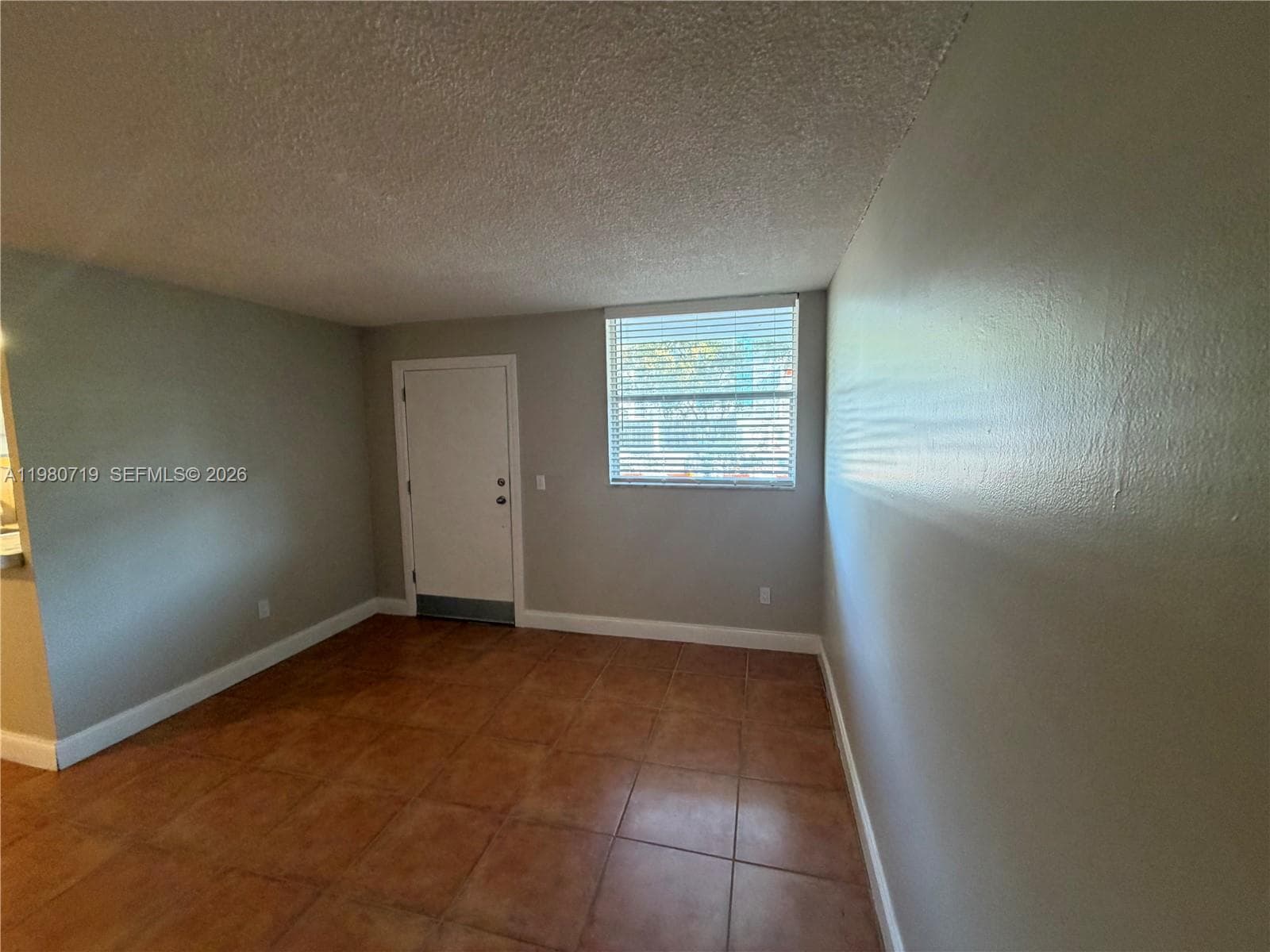 1801 S Treasure Dr # 202, North Bay Village FL 33141 — 6