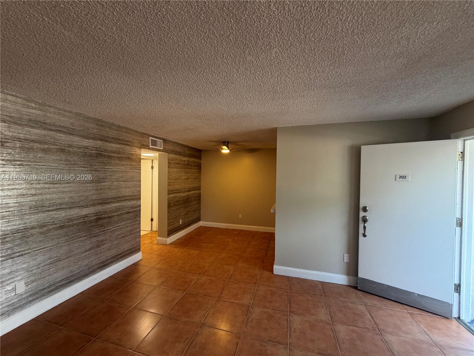 1801 S Treasure Dr # 202, North Bay Village FL 33141 — 1