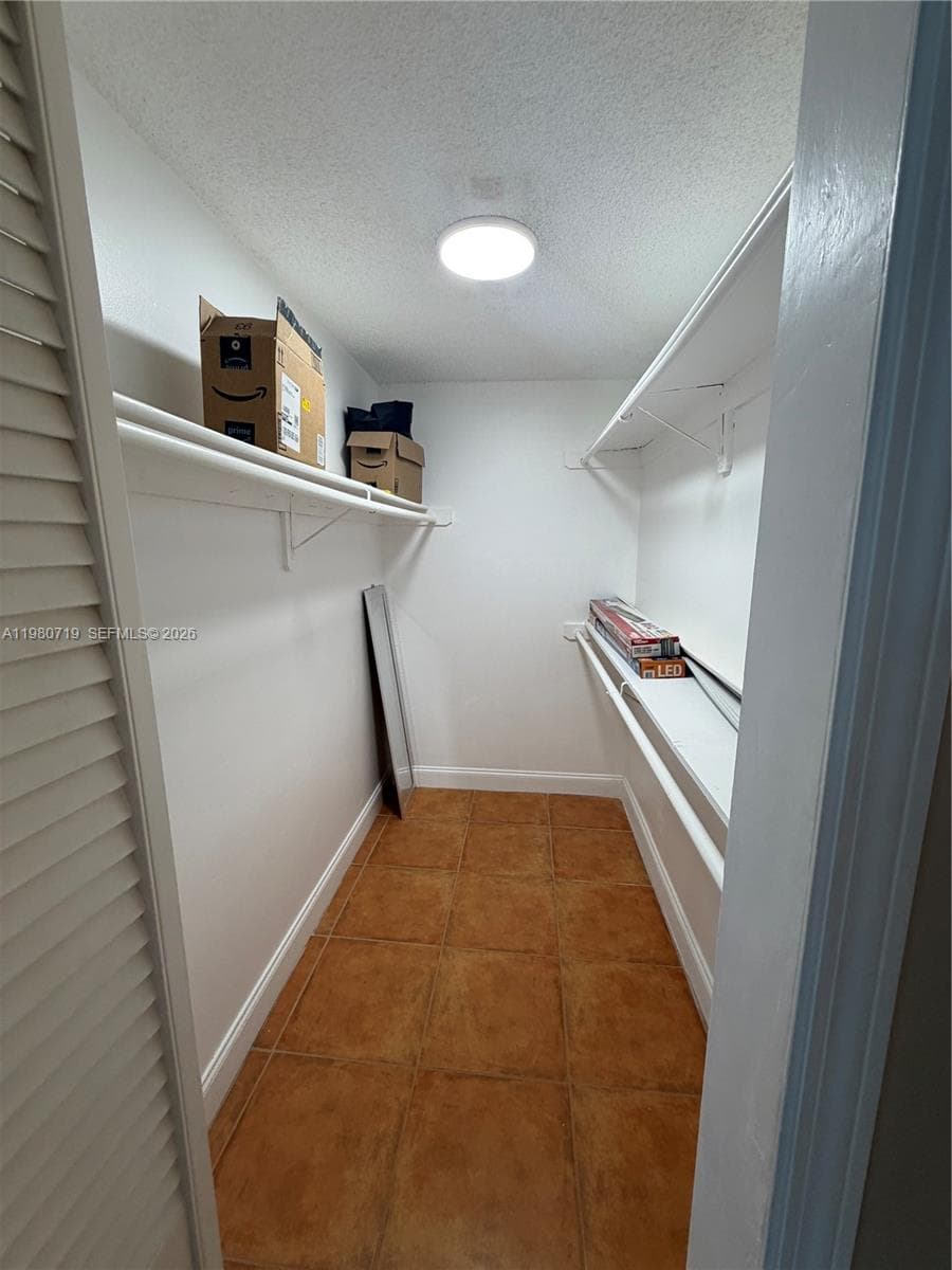 1801 S Treasure Dr # 202, North Bay Village FL 33141 — 10