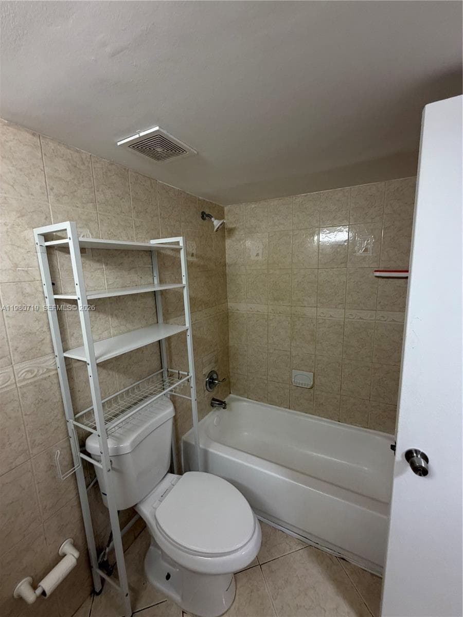 1801 S Treasure Dr # 202, North Bay Village FL 33141 — 18