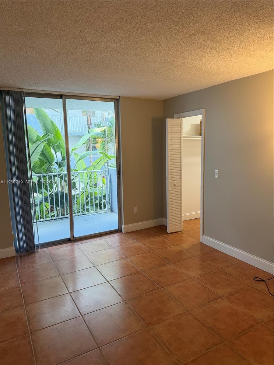 1801 S Treasure Dr # 202, North Bay Village FL 33141 — 15