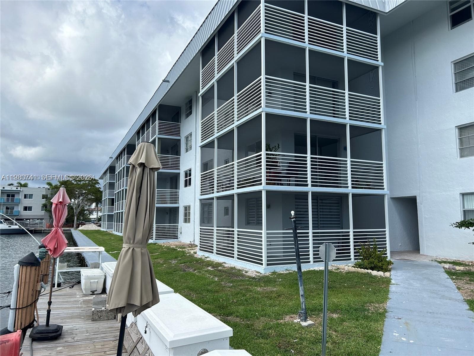 3550 NE 169th St # 303, North Miami Beach FL 33160 — 2
