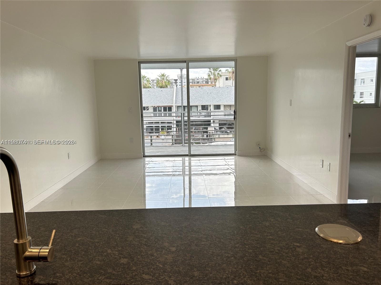 3550 NE 169th St # 303, North Miami Beach FL 33160 — 20