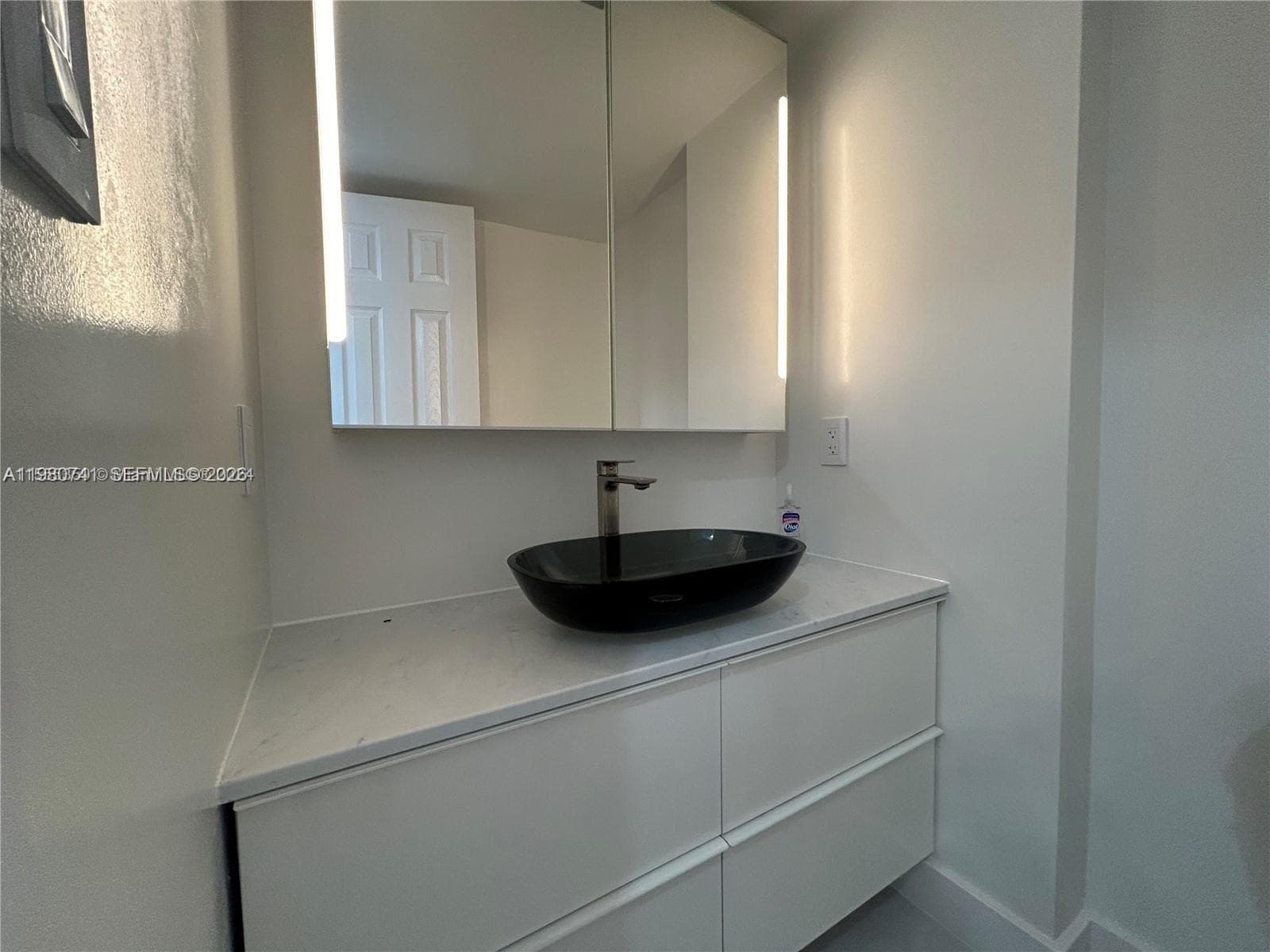 3550 NE 169th St # 303, North Miami Beach FL 33160 — 18