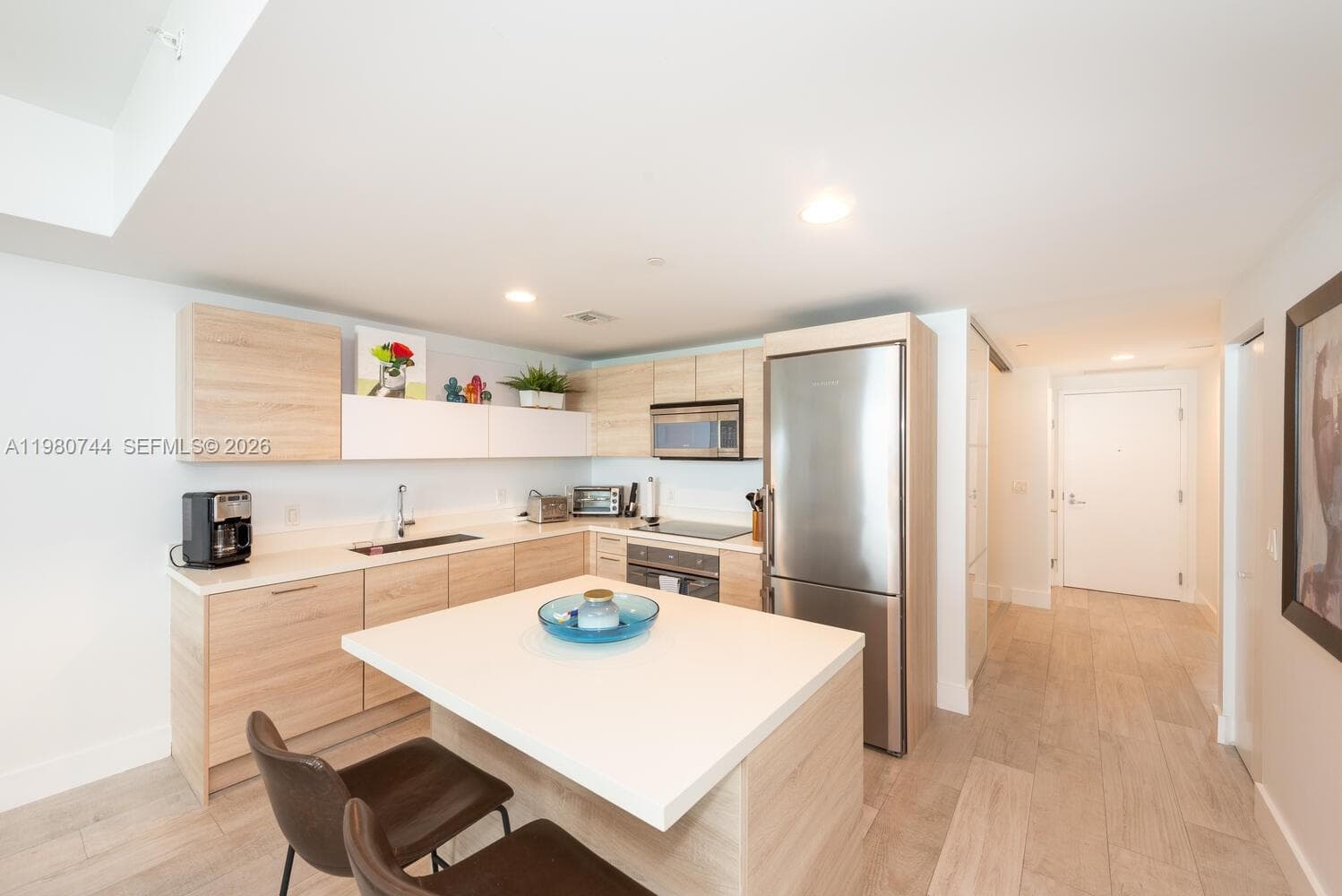 16385 Biscayne Blvd # 2304, North Miami Beach FL 33160 — 9