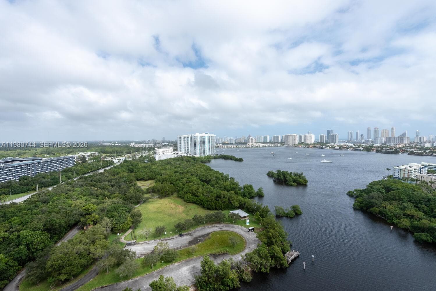 16385 Biscayne Blvd # 2304, North Miami Beach FL 33160 — 58