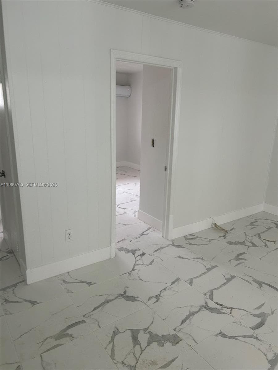 318 E 21st St # 2, Hialeah FL 33010 — 3