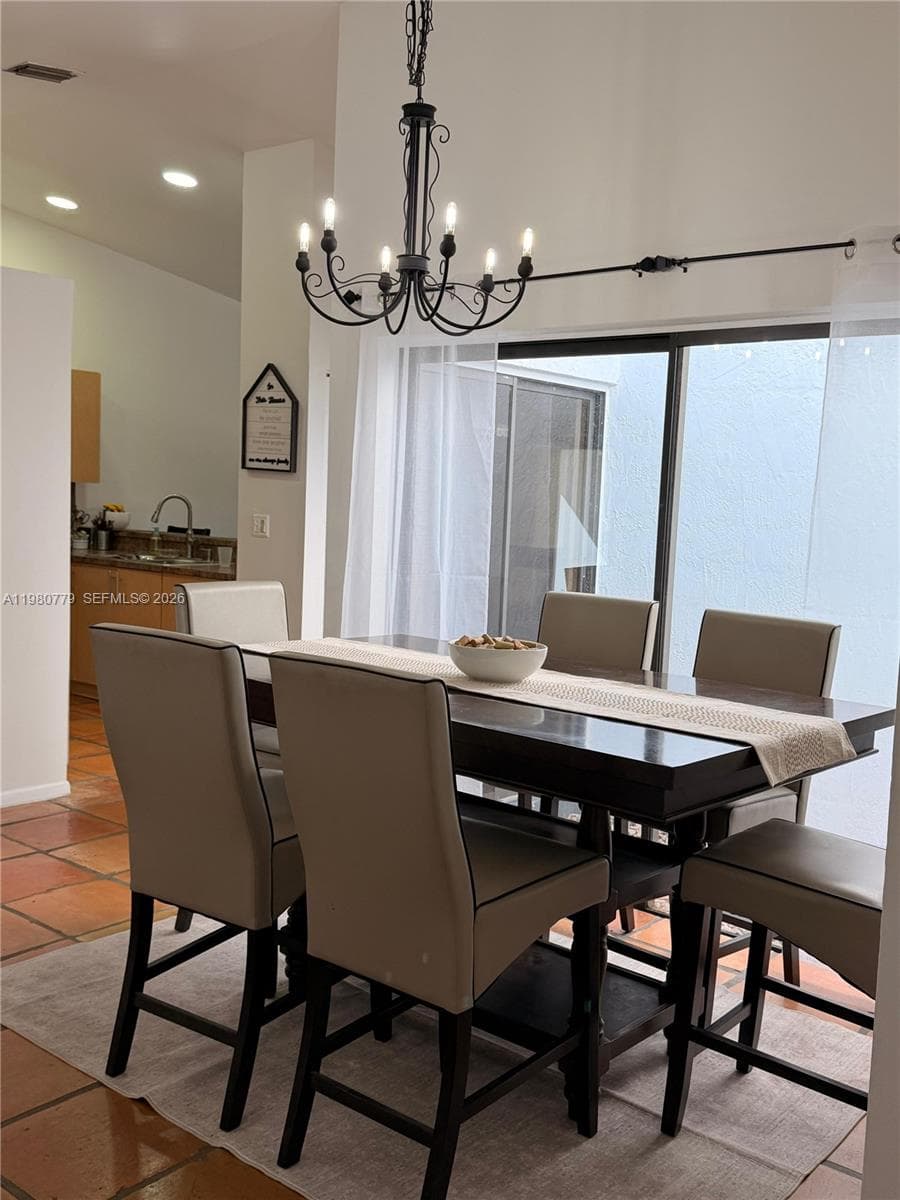 6641 NW 174th Ter, Hialeah FL 33015 — 6