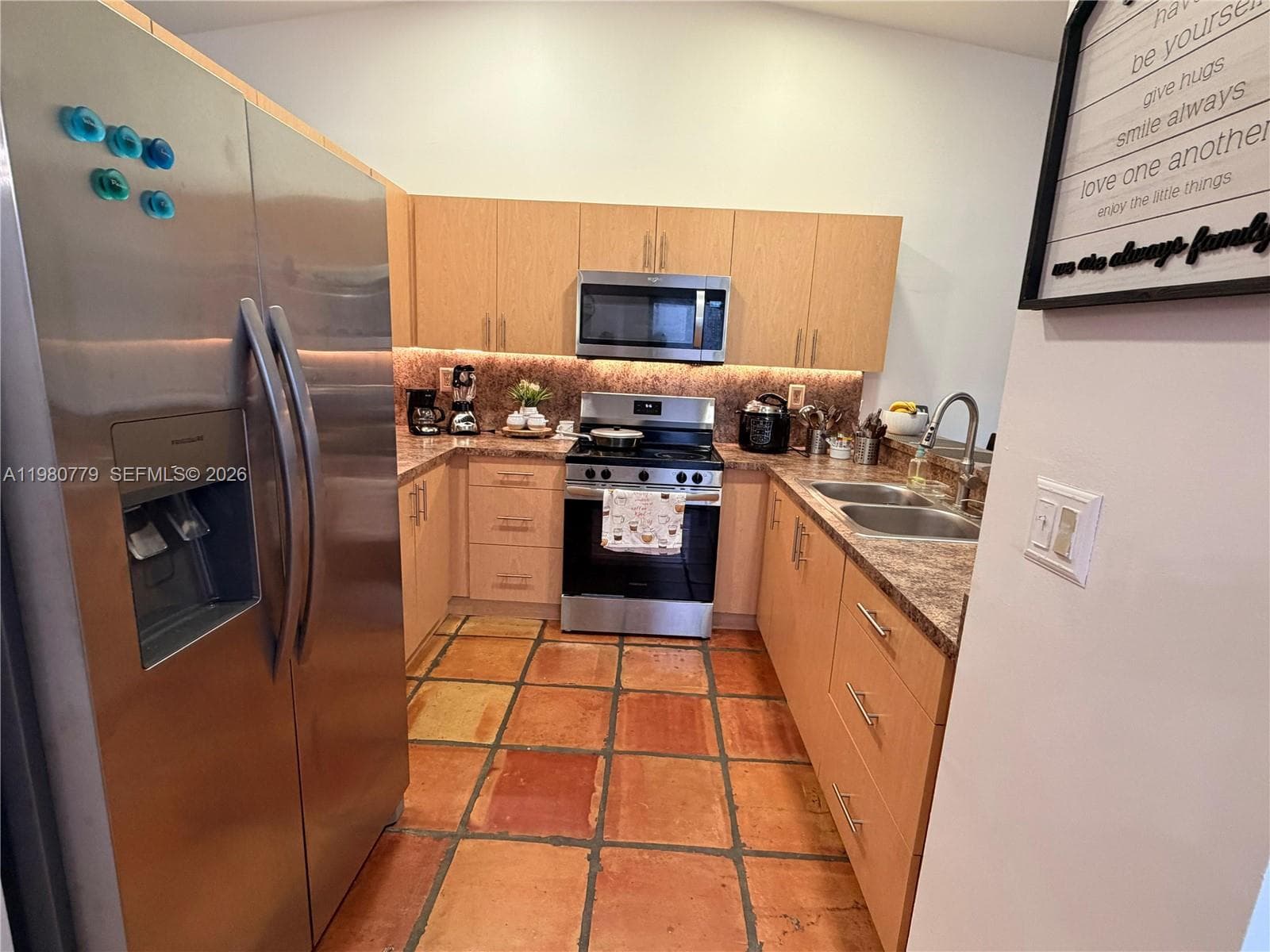 6641 NW 174th Ter, Hialeah FL 33015 — 31