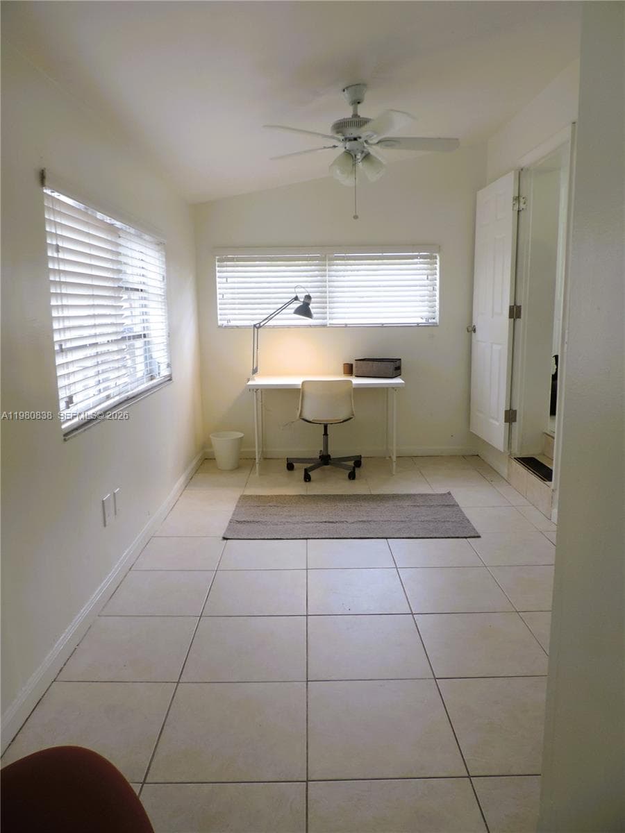 3134 SW 25th Ter, Miami FL 33133 — 13