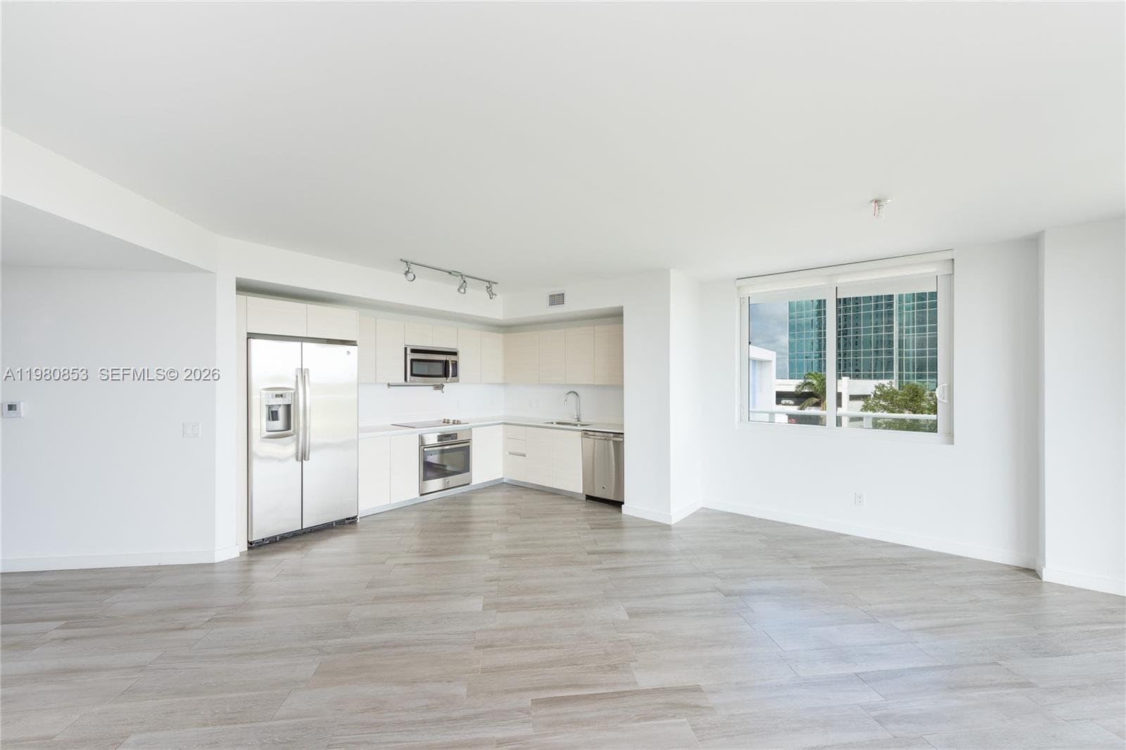 4250 Biscayne Blvd # 502, Miami FL 33137 — 5