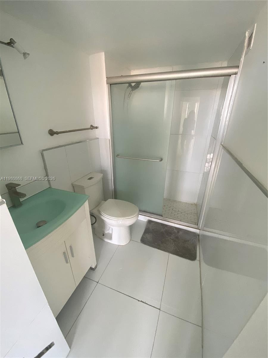 2780 NE 183rd St # 909, Aventura FL 33160 — 7