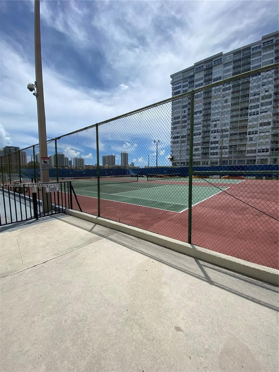 2780 NE 183rd St # 909, Aventura FL 33160 — 20