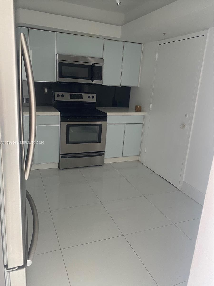 2780 NE 183rd St # 909, Aventura FL 33160 — 21