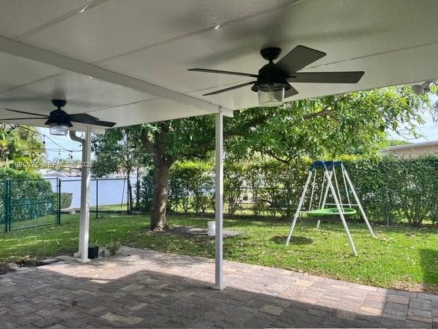 685 W 77th St, Hialeah FL 33014 — 30