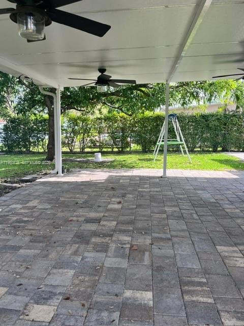685 W 77th St, Hialeah FL 33014 — 31