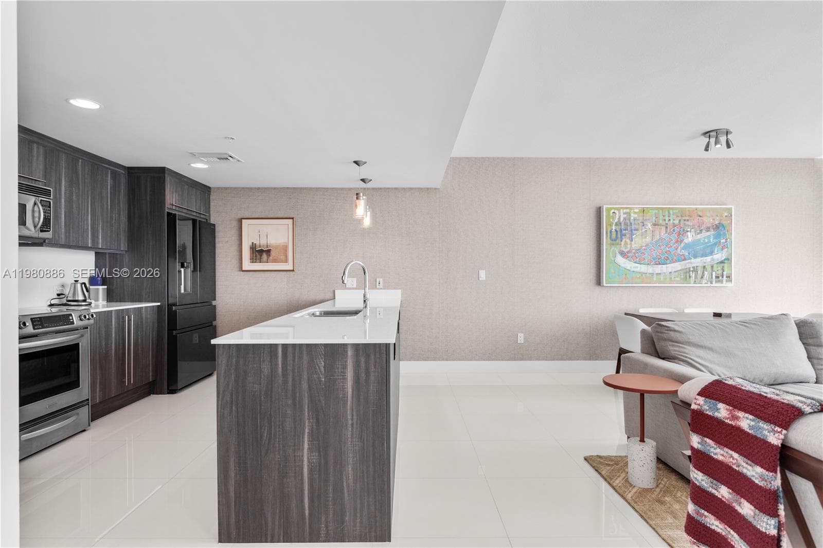 665 NE 25th St # 2102, Miami FL 33137 — 16