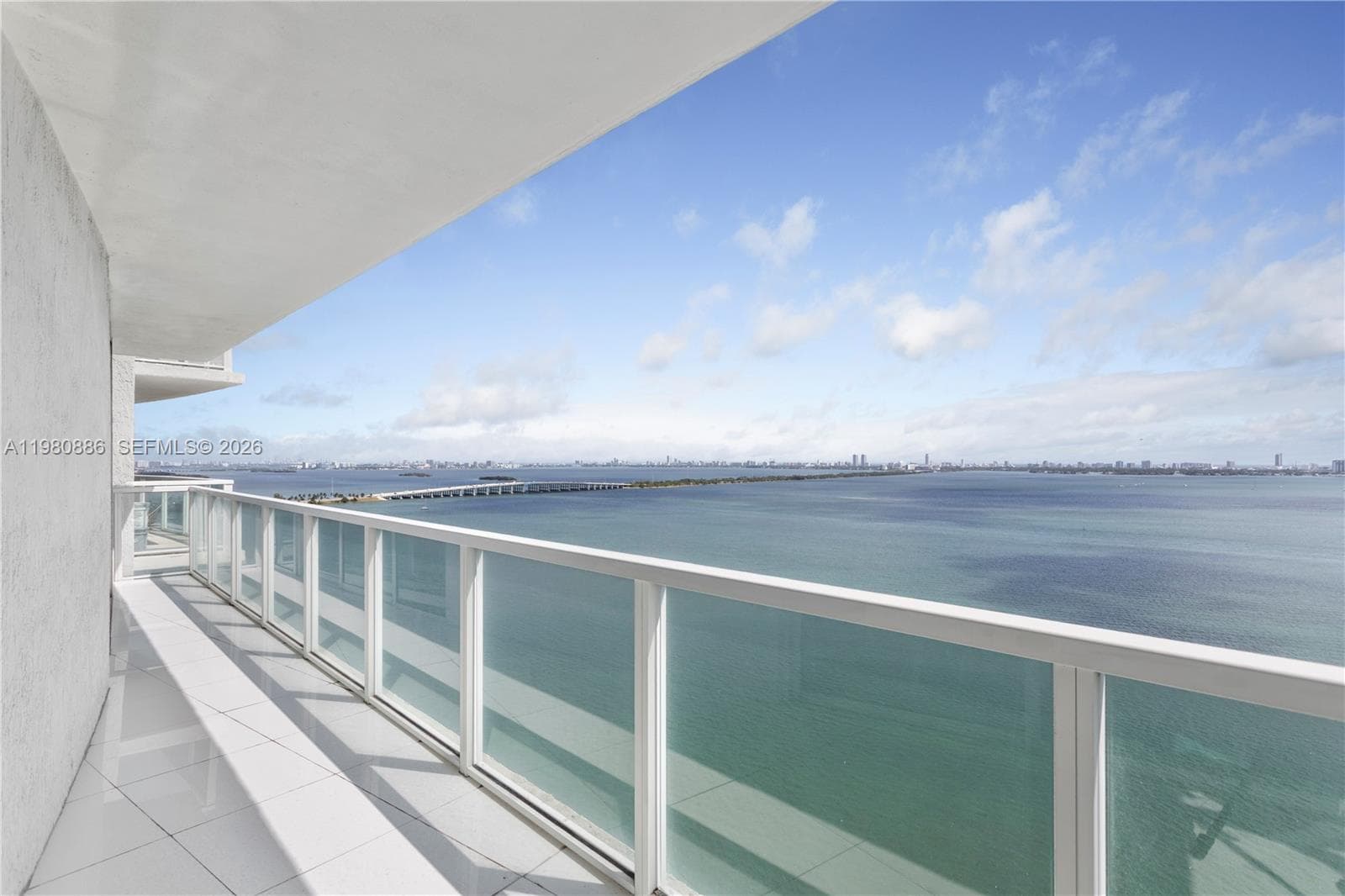 665 NE 25th St # 2102, Miami FL 33137 — 1