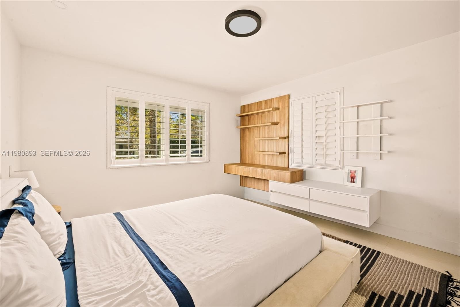 865 W 47th St, Miami Beach FL 33140 — 17