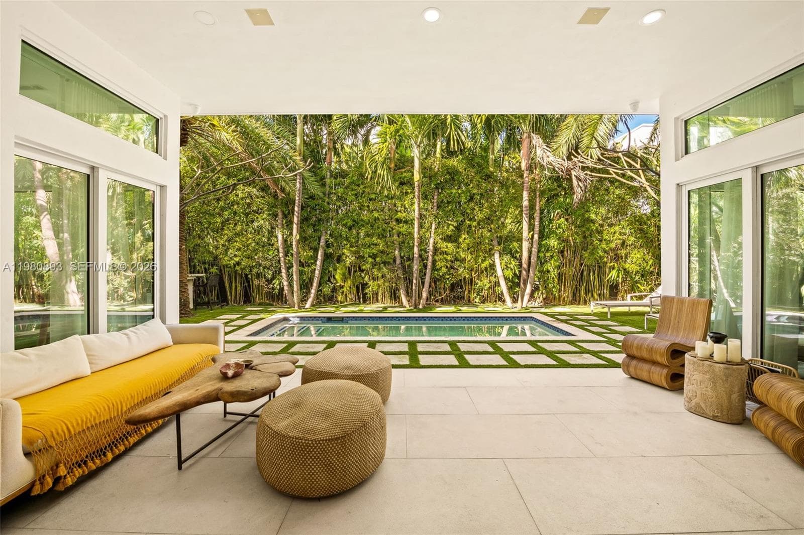 865 W 47th St, Miami Beach FL 33140 — 26