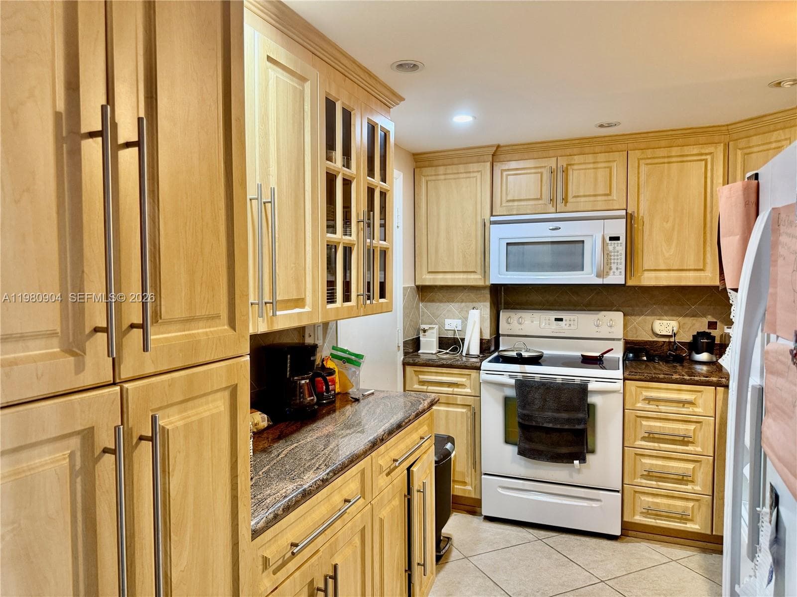 5005 Collins Ave # 304, Miami Beach FL 33140 — 9