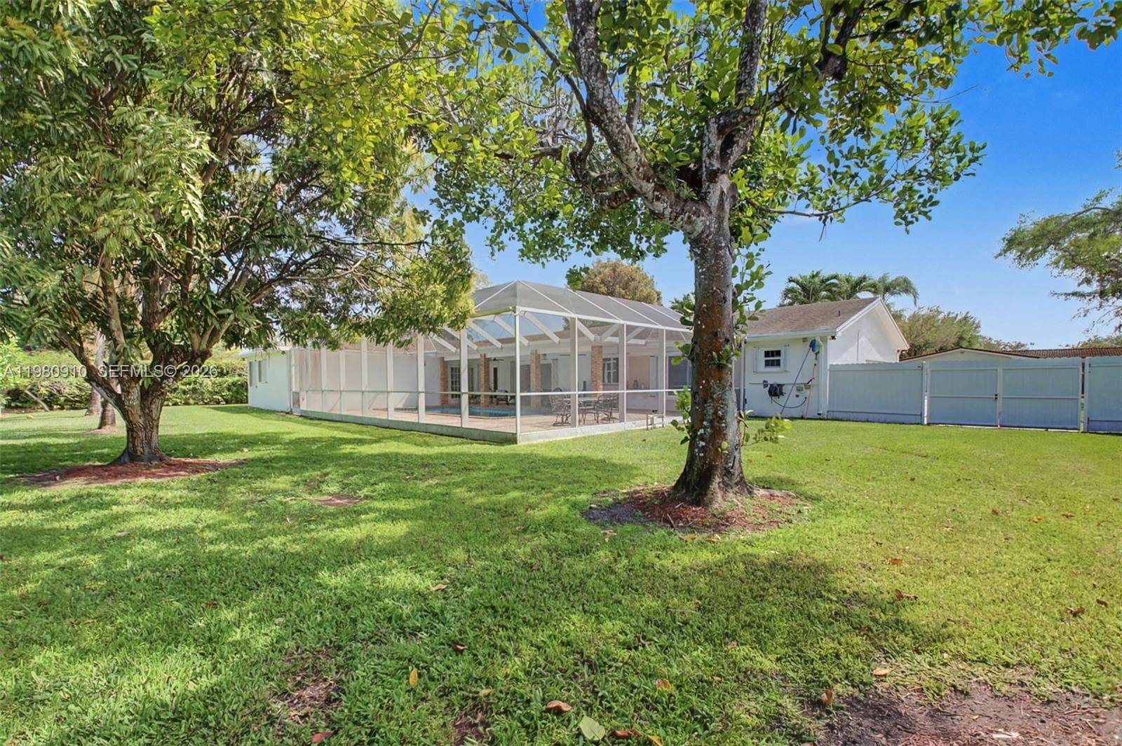 8241 SW 146th St, Palmetto Bay FL 33158 — 24