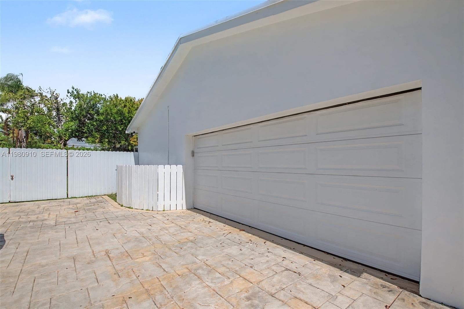 8241 SW 146th St, Palmetto Bay FL 33158 — 25