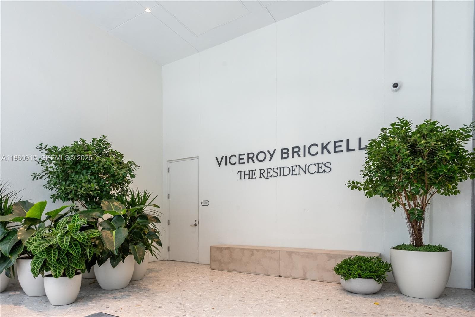77 SE 5th Street # 3204, Miami FL 33131 — 27
