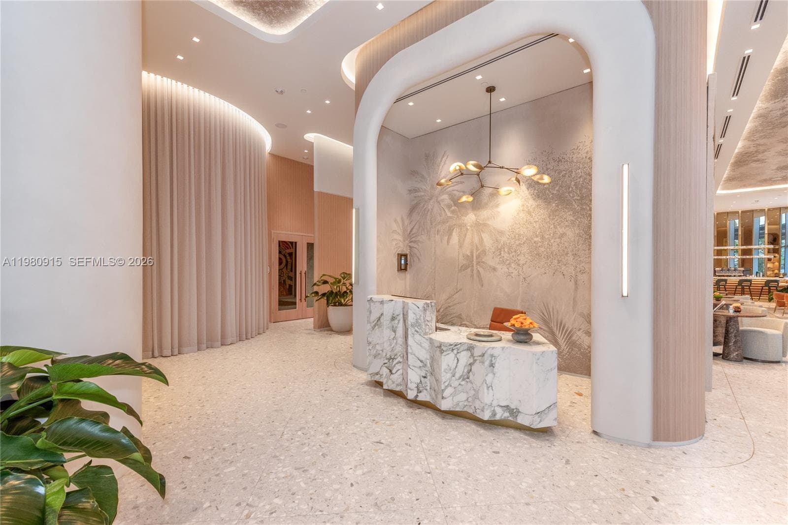 77 SE 5th Street # 3204, Miami FL 33131 — 25