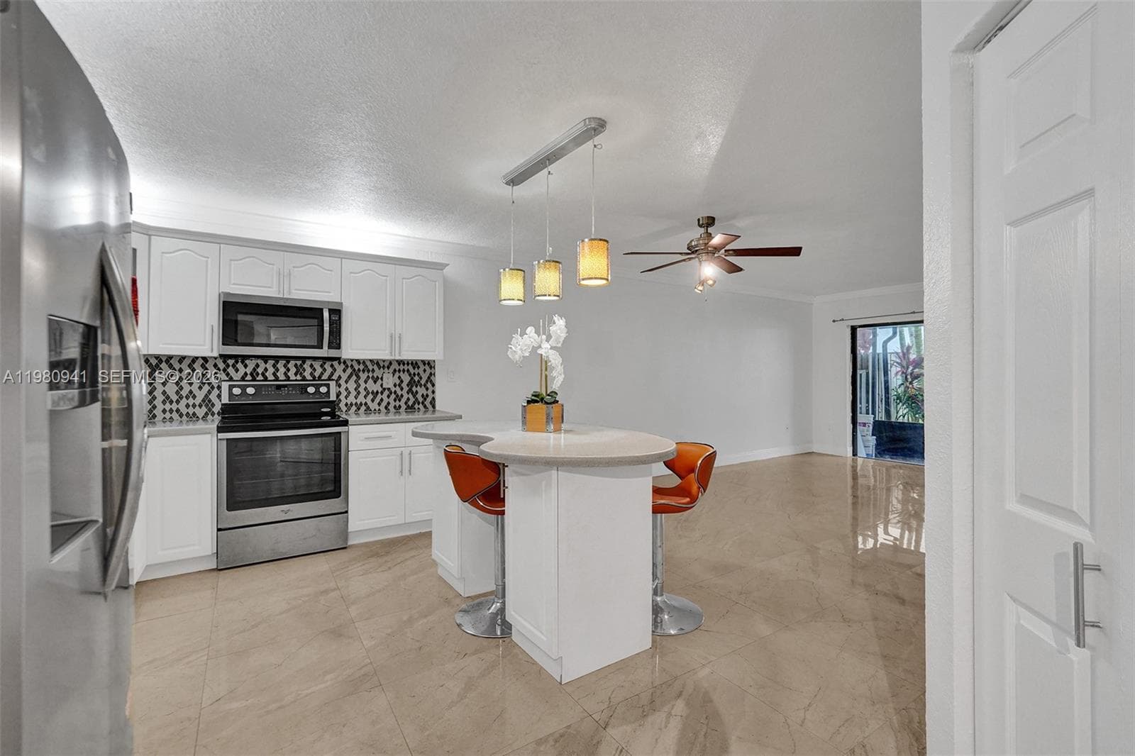 21300 San Simeon Way # P6, Miami FL 33179 — 2